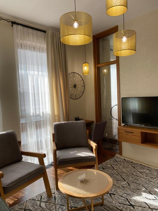 Апартаменты В Esentai City Almaty Ngoại thất bức ảnh